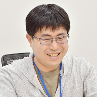 中島 康央