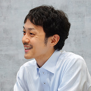 西藤 亮平